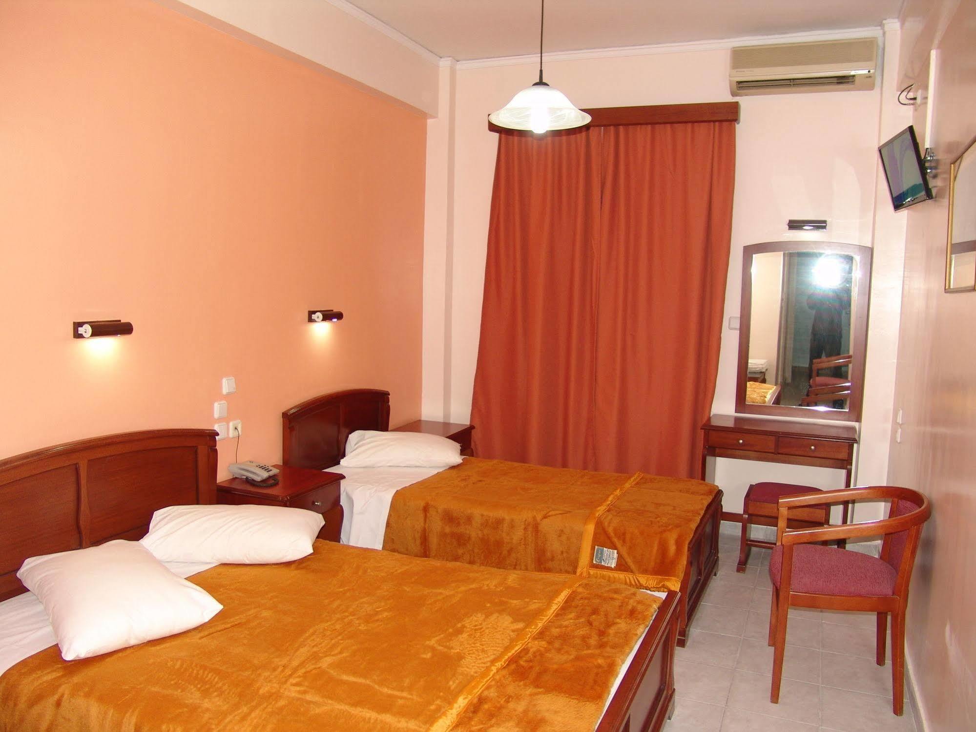 Hotel Cosmos Athens Ngoại thất bức ảnh
