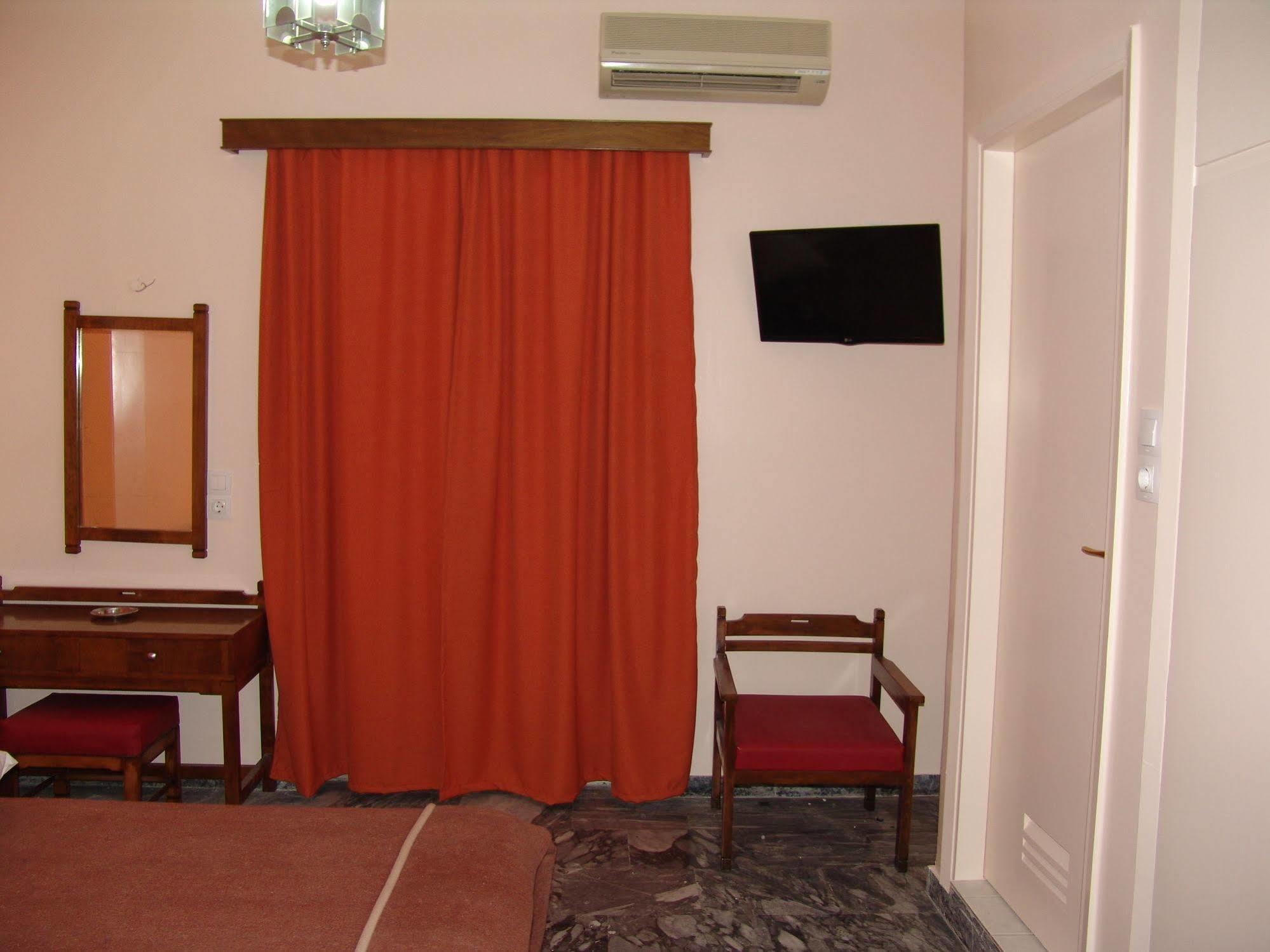 Hotel Cosmos Athens Ngoại thất bức ảnh